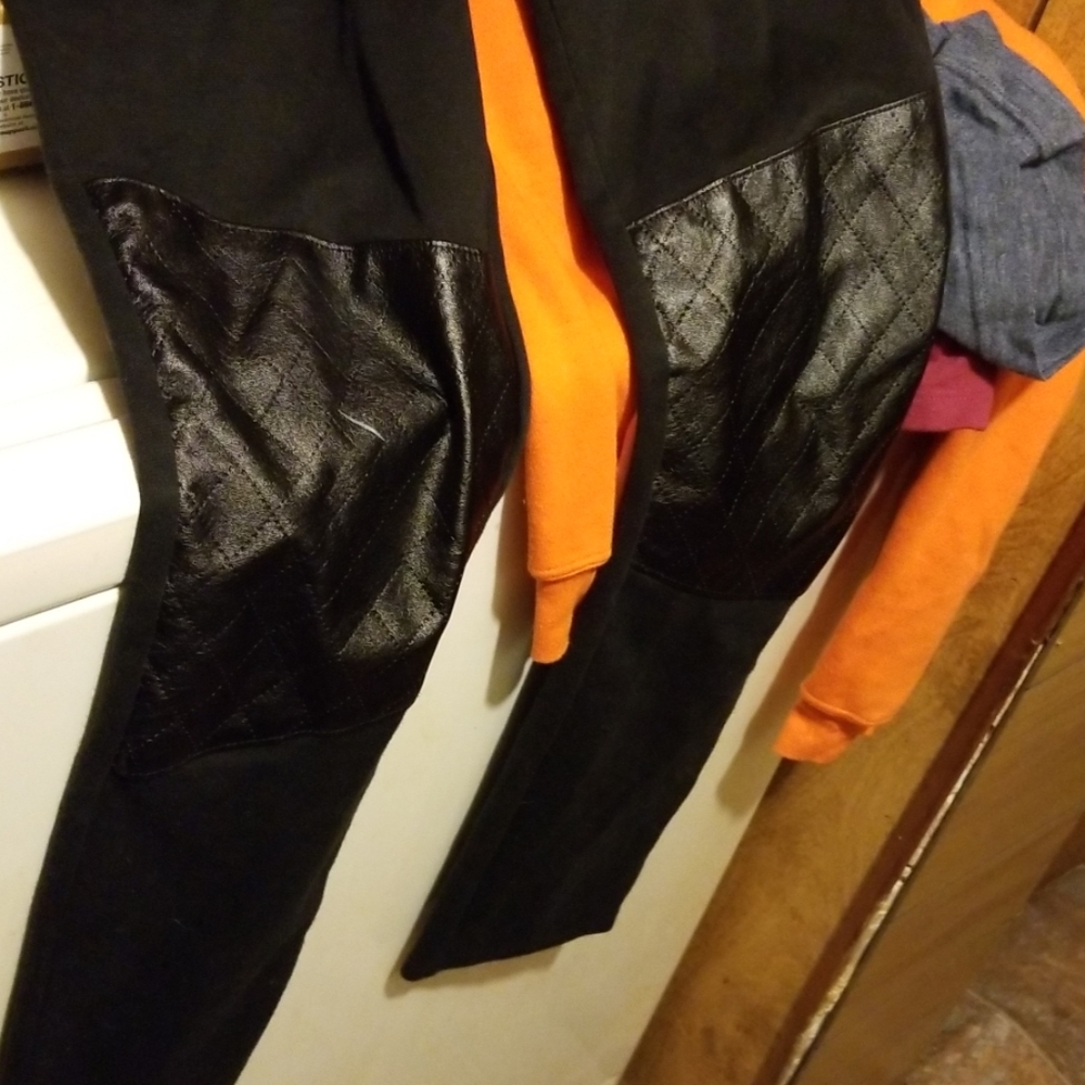 Pants - Picture 3 of 4